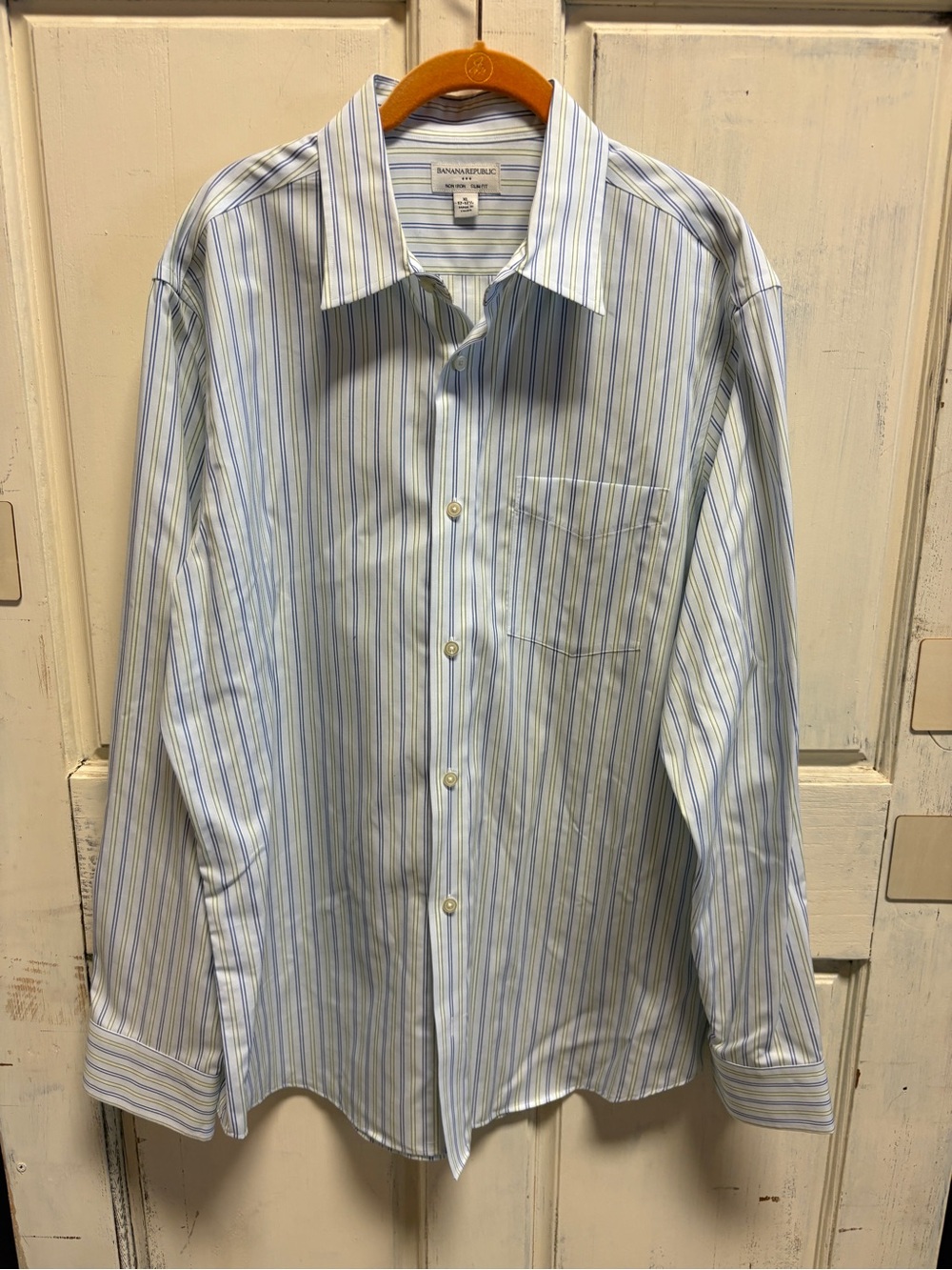 Banana Republic Men's Blue and White Striped Dress Shirt